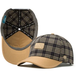 Coaster FitModern Look, Classic Vibe|Insulated Collection|UNTUCKit Coaster Pro Splash Cedar Wood Plaid Insulated