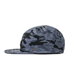 Cruiser FitUltra-Light, Built For Speed|UNTUCKit Cruiser Splash Concrete Camo Signature