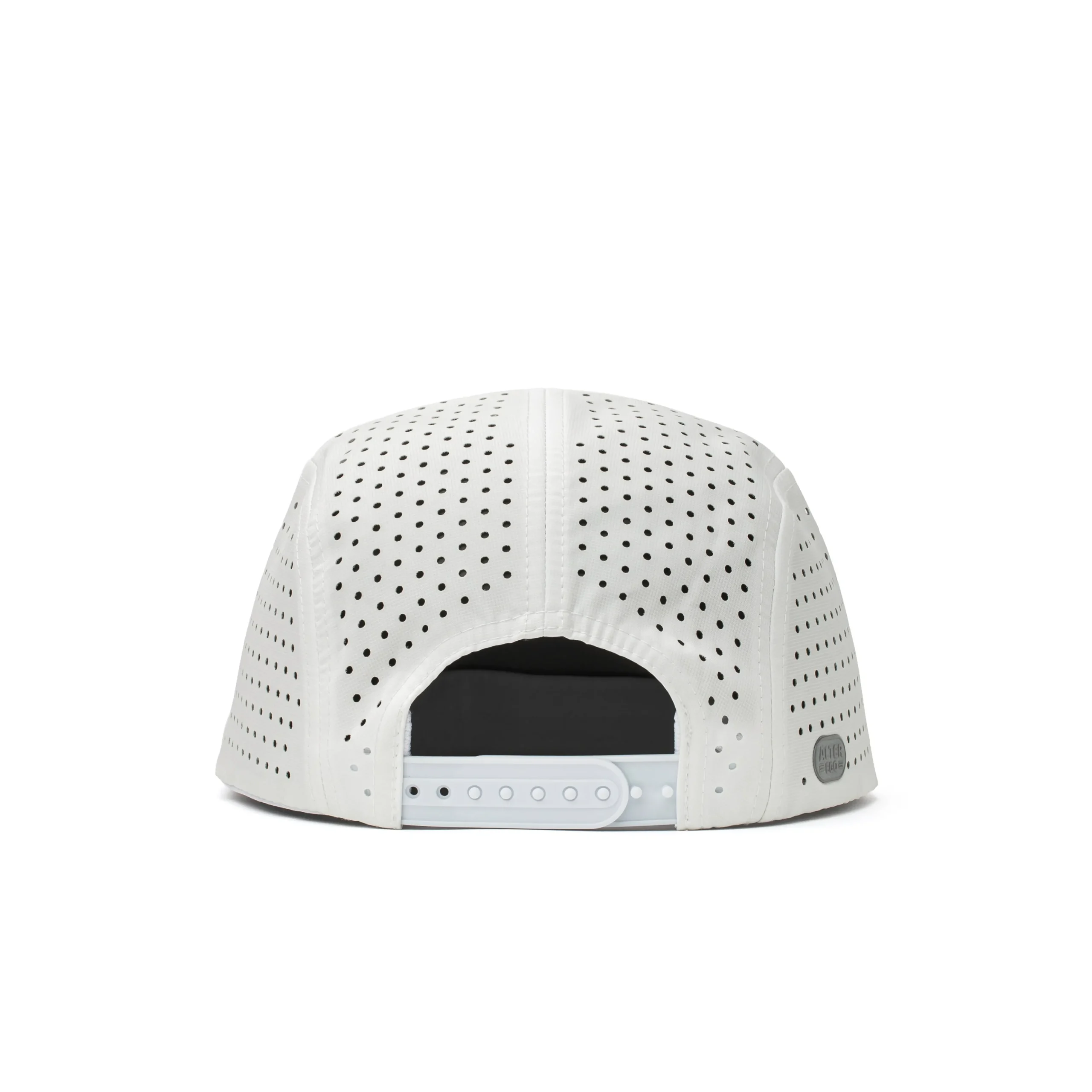 cruiser-splash-white-signature-oZiUMhnc-3.webp Cruiser FitUltra-Light, Built For Speed|UNTUCKit Cruiser Splash White Signature