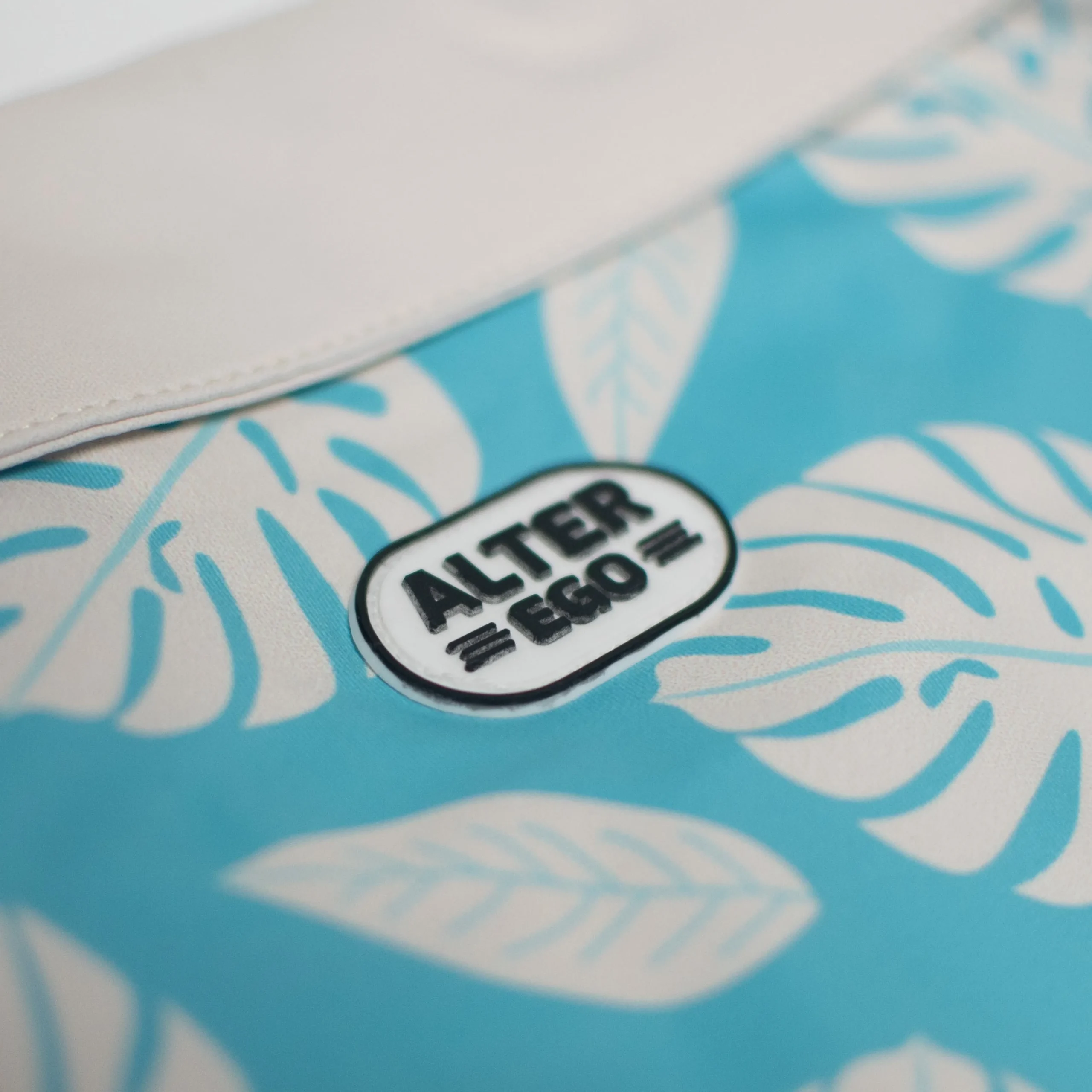 performance-polo-palm-print-te-gJxPXaDy-3.webp Performance Polos|UNTUCKit Performance Polo Palm Print Teal