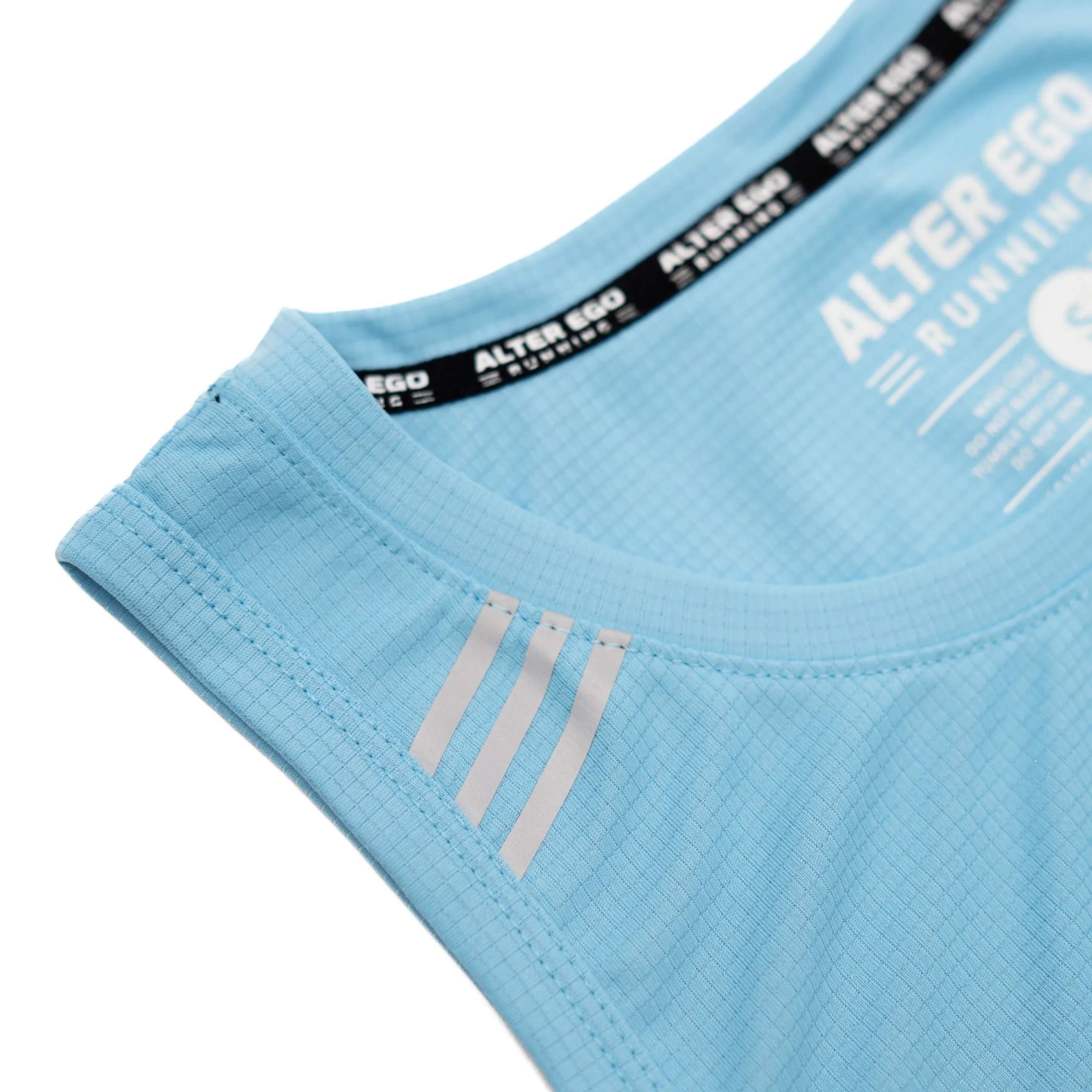 technical-tank-light-blue-lhJKinEi-1.webp Tank Tops|UNTUCKit Technical Tank Light Blue