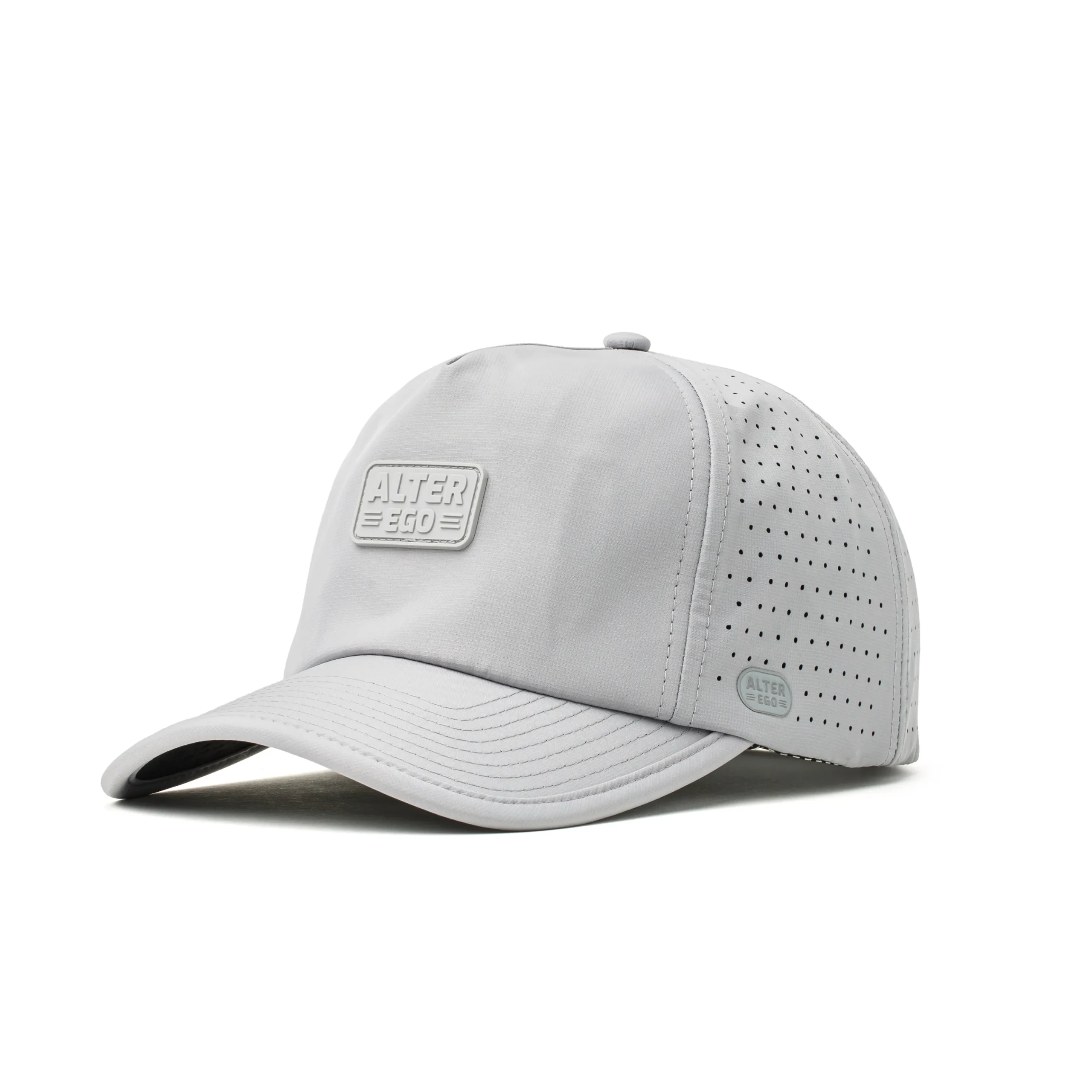 traveler-pro-splash-gray-signa-KzrsskGF-4.webp Traveler FitLaid-Back Style For Any Adventure|UNTUCKit Traveler Pro Splash Gray Signature