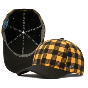 Trotter FitTimeless Style With A Fresh Edge|Autumn Collection|UNTUCKit Trotter Pro Insulated Lumber Plaid